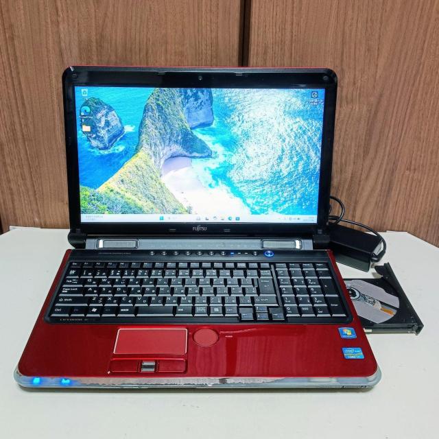 FUJITSU LIFEBOOK Corei7 メモリ16GB SSD512GB Bru-ray Windows11 Webカメラ < PC本体/周辺機器 FUJITSU LIFEBOOK Corei7 メモリ16GB SSD512GB Bru-ray Windows11 Webカメラ < PC本体/周辺機器の