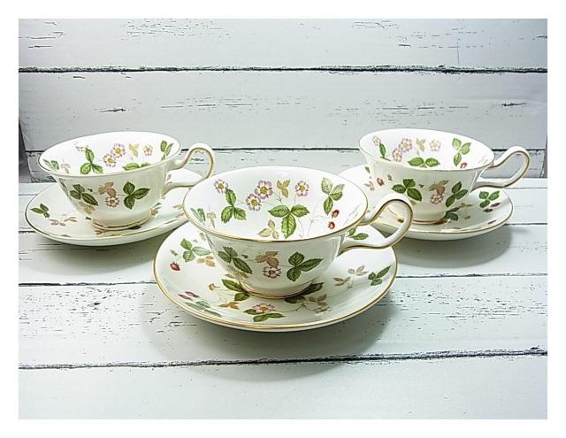 500円スタ★正規品極美ウエッジウッドワイルドストロベリー ティーカップ&ソーサー3P お家カフェ用に < インテリア/ライフ 500円スタ★正規品極美ウエッジウッドワイルドストロベリー ティーカップ&ソーサー3P お家カフェ用に < インテリア/ライフの