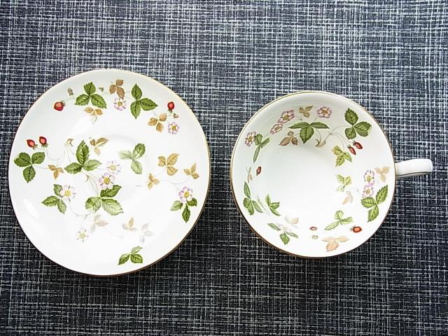 500円スタ★正規品極美ウエッジウッドワイルドストロベリー ティーカップ&ソーサー3P お家カフェ用に < インテリア/ライフ 500円スタ★正規品極美ウエッジウッドワイルドストロベリー ティーカップ&ソーサー3P お家カフェ用に < インテリア/ライフの