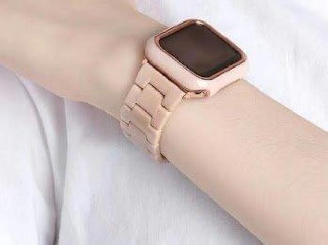 Apple Watch アップル ウォッチ プラスチック バンド 38/40/41mm ピンク < 女性アクセサリー/時計 Apple Watch アップル ウォッチ プラスチック バンド 38/40/41mm ピンク < 女性アクセサリー/時計の