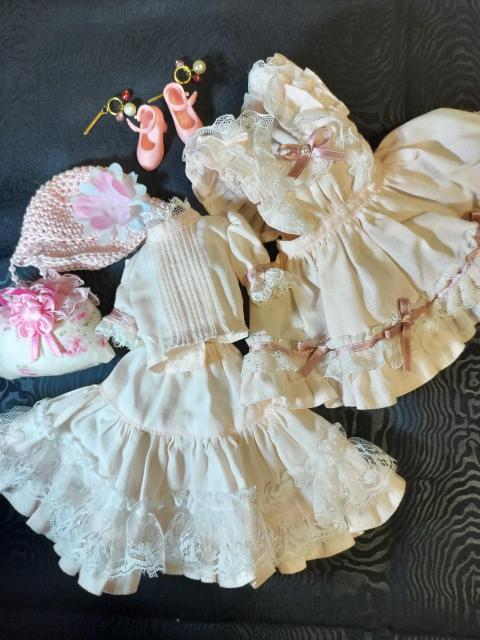 ジェニーFriendスージー可動ボディ本体&アウトフィットセット < おもちゃ ジェニーFriendスージー可動ボディ本体&アウトフィットセット < おもちゃの