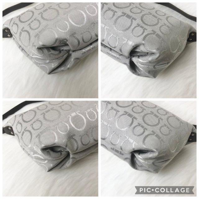 【極美品】Salvatore Ferragamo ハンドバッグ アクセサリーポーチ ワンショルダーバッグ ガンチーニ 総柄 < ブランド 【極美品】Salvatore Ferragamo ハンドバッグ アクセサリーポーチ ワンショルダーバッグ ガンチーニ 総柄 < ブランドの