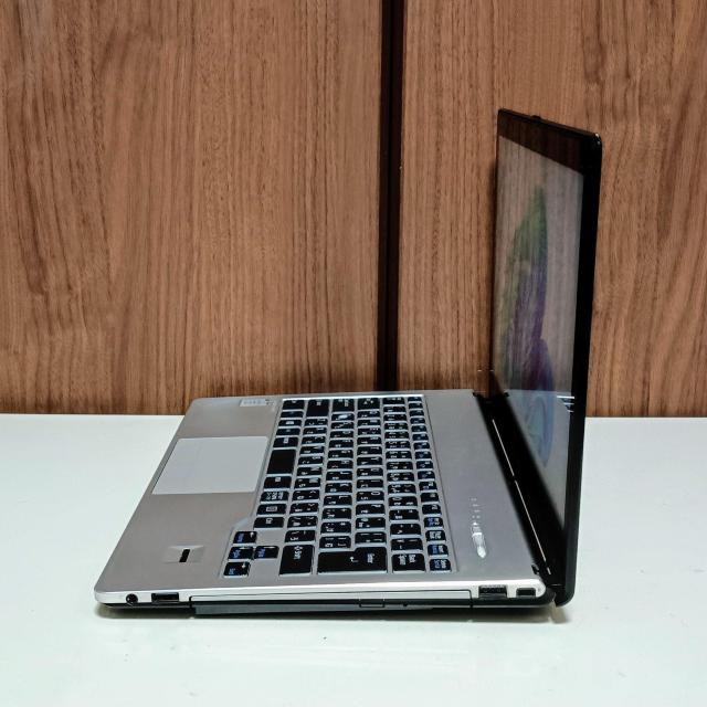FUJITSU LIFEBOOK Corei5 ������10GB SSD512GB Web�J���� Windows11 Office �� PC�{��/���Ӌ@��� 