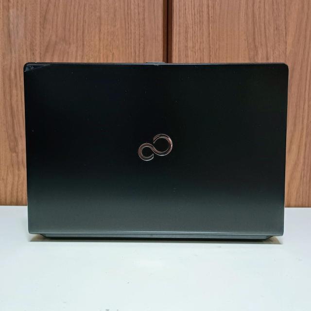 FUJITSU LIFEBOOK Corei5 ������10GB SSD512GB Web�J���� Windows11 Office �� PC�{��/���Ӌ@��� 