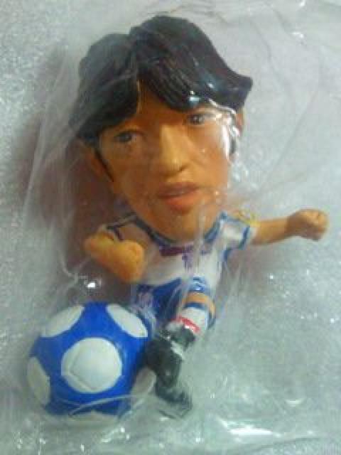 サッカー 中村俊輔 横浜F・マリノス ユニフォーム 姿 背番号 10 ボールキック フィギュア < ホビー  サッカー 中村俊輔 横浜F・マリノス ユニフォーム 姿 背番号 10 ボールキック フィギュア  < ホビーの
