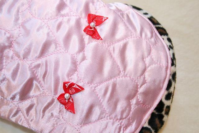 フェイクファー付キルトコート胴41cmダックス用(ピンク) < ペット/手芸/園芸  フェイクファー付キルトコート胴41cmダックス用(ピンク) < ペット/手芸/園芸の