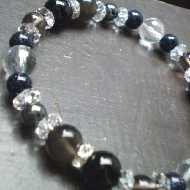 アイスオブシディアンxオニキスxブルーゴールドストーン < 女性アクセサリー/時計 アイスオブシディアンxオニキスxブルーゴールドストーン < 女性アクセサリー/時計の