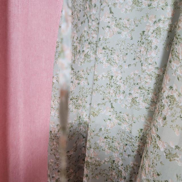 新品未使用 グリーン花柄ロングワンピース サイズ→M < 女性ファッション  新品未使用 グリーン花柄ロングワンピース サイズ→M < 女性ファッションの