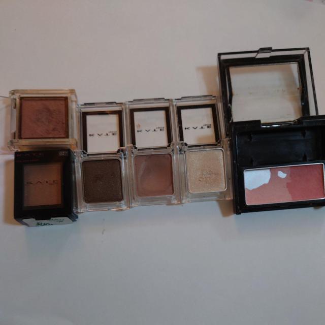 KATEアイカラーアイシャドウ4個excelアイシャドウ1個KATEチーク1個 < 香水/コスメ/ネイル  KATEアイカラーアイシャドウ4個excelアイシャドウ1個KATEチーク1個  < 香水/コスメ/ネイルの