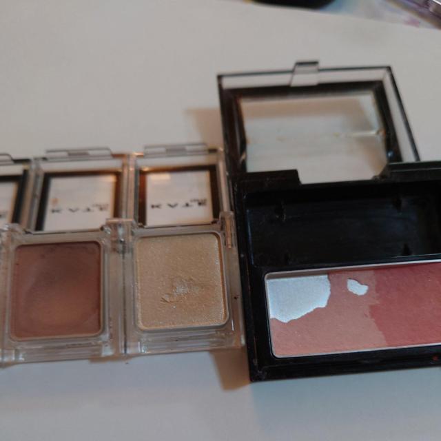 KATEアイカラーアイシャドウ4個excelアイシャドウ1個KATEチーク1個 < 香水/コスメ/ネイル  KATEアイカラーアイシャドウ4個excelアイシャドウ1個KATEチーク1個 < 香水/コスメ/ネイルの