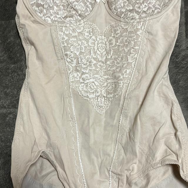 ^Xi@ߗށ@܂ƂOK z[N[jOς݁@{fBX[c@x[W@B85LL