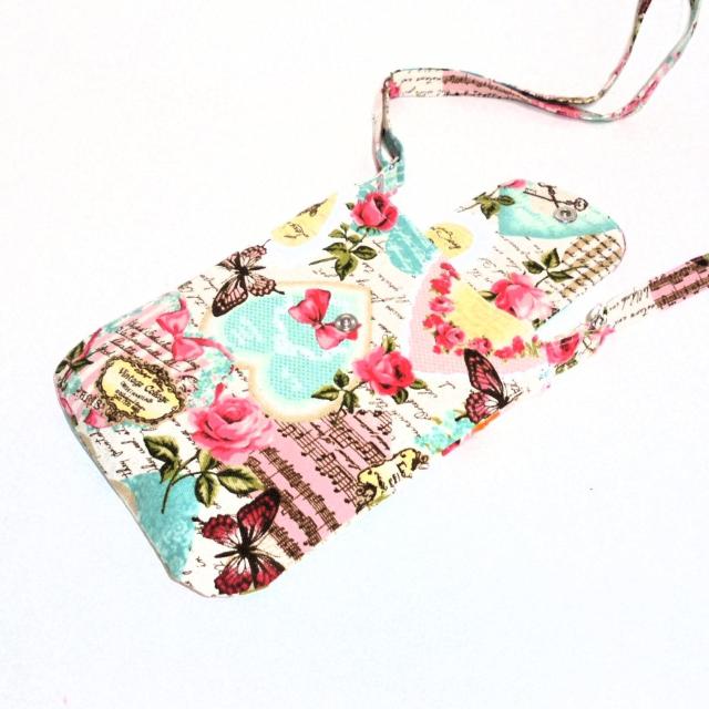 ◆クラシカルハート・薔薇・蝶×パステルグリーン系◆スマホポシェット ショルダー ポーチ < 女性ファッション ◆クラシカルハート・薔薇・蝶×パステルグリーン系◆スマホポシェット ショルダー ポーチ < 女性ファッションの