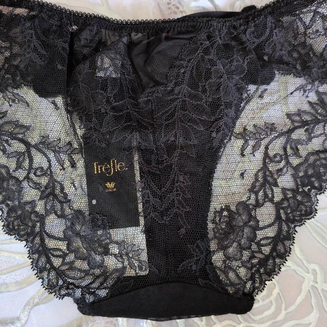 Trefle/トレフル/88G/椿/ノーマルスタンダードショーツ/黒BL/M/レース左右対称個体 < 女性ファッション  Trefle/トレフル/88G/椿/ノーマルスタンダードショーツ/黒BL/M/レース左右対称個体 < 女性ファッションの