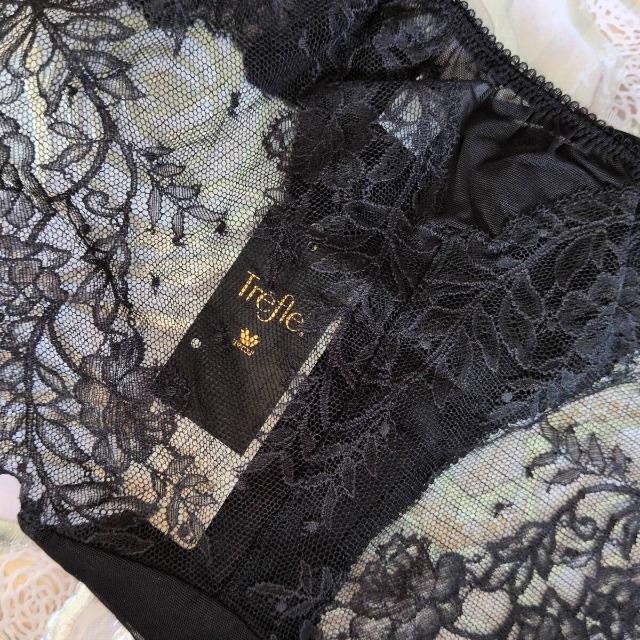 Trefle/トレフル/88G/椿/ノーマルスタンダードショーツ/黒BL/M/レース左右対称個体 < 女性ファッション  Trefle/トレフル/88G/椿/ノーマルスタンダードショーツ/黒BL/M/レース左右対称個体 < 女性ファッションの