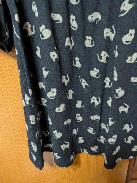 H ねこちゃん模様のチュニック < 女性ファッション  H ねこちゃん模様のチュニック < 女性ファッションの