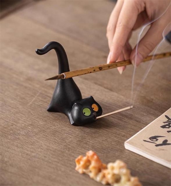 陶器の猫 線香差し 焚香スタンド 猫形態 線香立て ユニークデザイン < インテリア/ライフ 陶器の猫 線香差し 焚香スタンド 猫形態 線香立て ユニークデザイン < インテリア/ライフの