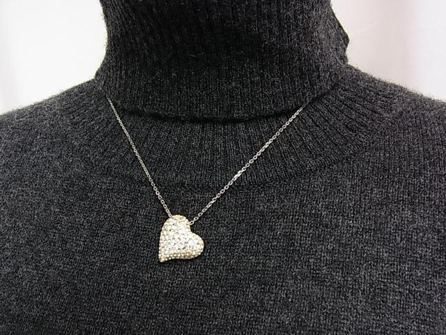 �y���K���i��L�z�X�����t�X�L�[ �n�[�g�N���X�^�� �@�l�b�N���X �� �u�����h�� 