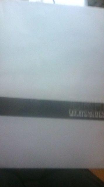 �C�E�r�����z���ʐ^�������ς�2007.ARENA TOUR/OFFICIAl BOOK �� �^�����g�O�b�Y�� 