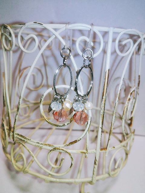 楕円チェコベージュ&クリスタルローズスワロリーフ樹脂フック☆ < 女性アクセサリー/時計  楕円チェコベージュ&クリスタルローズスワロリーフ樹脂フック☆  < 女性アクセサリー/時計の