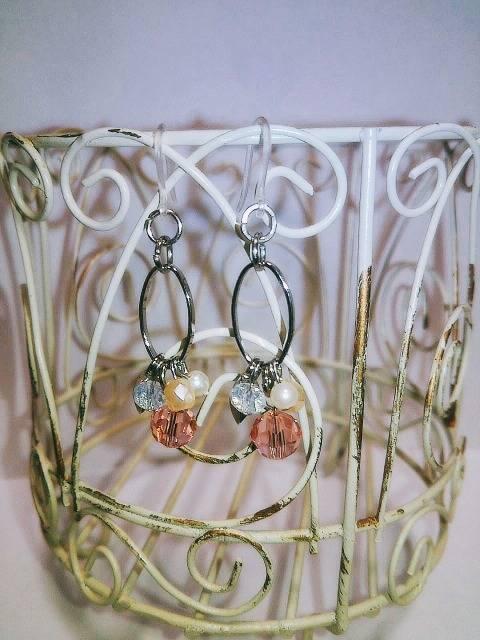 楕円チェコベージュ&クリスタルローズスワロリーフ樹脂フック☆ < 女性アクセサリー/時計  楕円チェコベージュ&クリスタルローズスワロリーフ樹脂フック☆ < 女性アクセサリー/時計の