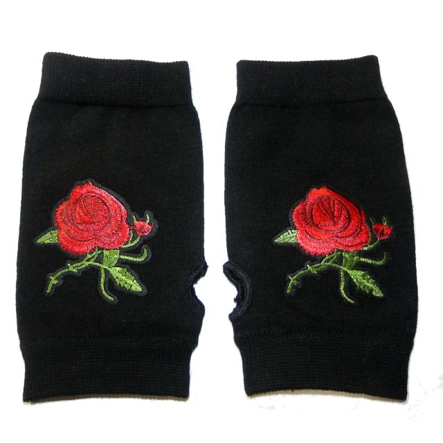 薔薇 バラ ローズ ワッペン ハンドカバー グローブ 指なし 手袋 < 女性ファッション 薔薇 バラ ローズ ワッペン ハンドカバー グローブ 指なし 手袋 < 女性ファッションの