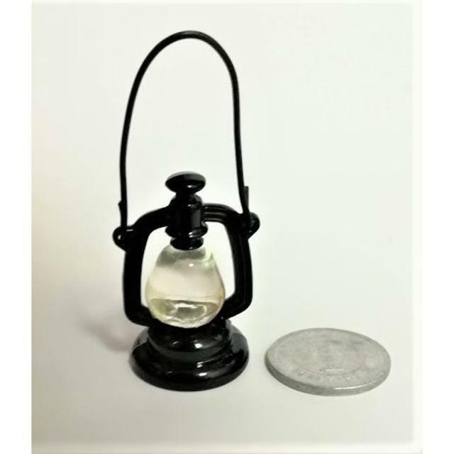 ミニチュア★ランタン★ランプ★ブラック★黒★リカちゃんにピッタリ♪ドールハウスに★色違い5色ございます★ < おもちゃ  ミニチュア★ランタン★ランプ★ブラック★黒★リカちゃんにピッタリ♪ドールハウスに★色違い5色ございます★  < おもちゃの