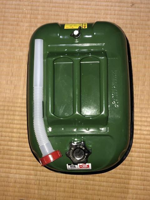 美品!ガソリン携行缶 20L < 自動車/バイク 美品!ガソリン携行缶 20L < 自動車/バイク