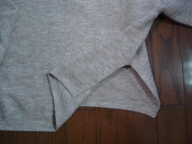 ★クイーンズコート シンプルVネックニット★着用1度!マフラー付き < ブランド ★クイーンズコート シンプルVネックニット★着用1度!マフラー付き < ブランドの