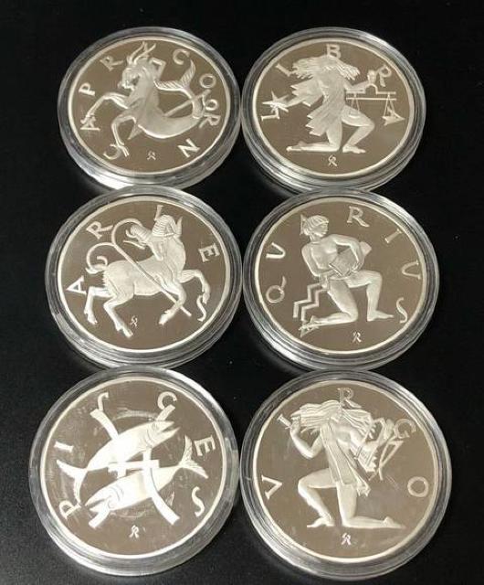 入手困難貴重品!ロシア 黄道12星座 記念銀貨メダル 12枚 < ホビー  入手困難貴重品!ロシア 黄道12星座 記念銀貨メダル 12枚 < ホビーの
