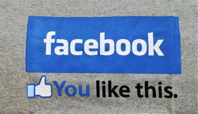 フェイスブック★facebook★おもしろTシャツ★グレー★XL★ < 男性ファッション  フェイスブック★facebook★おもしろTシャツ★グレー★XL★ < 男性ファッションの