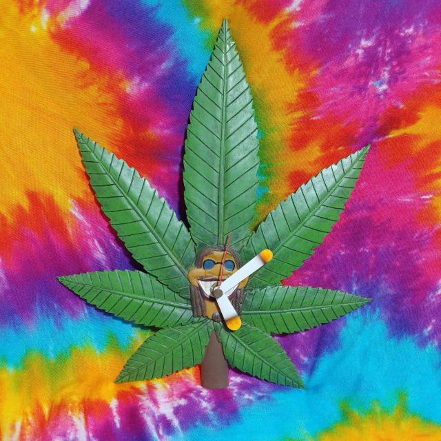 激レア(///∇///)ラスタマン□マリファナ大麻型□掛け時計□ < インテリア/ライフ  激レア(///∇///)ラスタマン□マリファナ大麻型□掛け時計□  < インテリア/ライフの