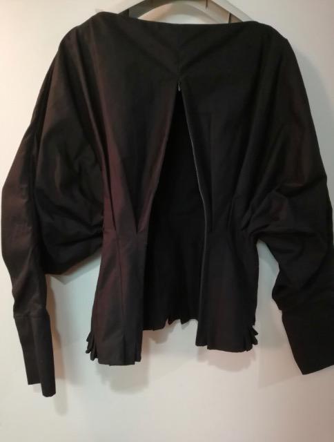 新品未使用SLYスライドルマンスリーブプルオーバーアウタージャケットブラックくびれ美人着痩せスタイリッシュ素敵大活躍オシャレレア < 女性ファッション  新品未使用SLYスライドルマンスリーブプルオーバーアウタージャケットブラックくびれ美人着痩せスタイリッシュ素敵大活躍オシャレレア < 女性ファッションの