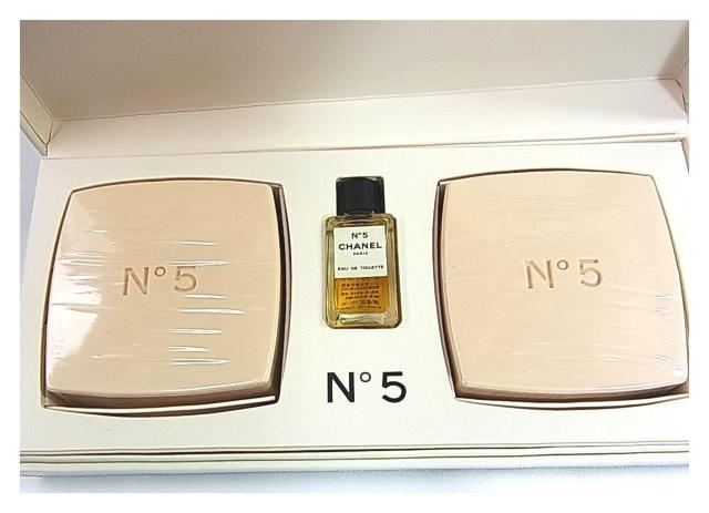 500�~�X�^�����{��\�L�L�@���KCHANEL�@NO5�@�T���H��75����2�� �~�j�g����1�{