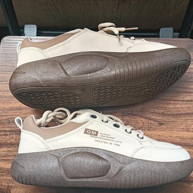 新品 24.5cm レディース スニーカー ベージュ シューズ 靴 カジュアル < 女性ファッション  新品 24.5cm レディース スニーカー ベージュ シューズ 靴 カジュアル < 女性ファッションの