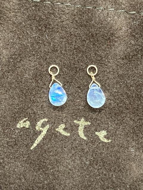 即決 未使用 agete アガット K10 ゴールド ストーン チャーム < ブランド 即決 未使用 agete アガット K10 ゴールド ストーン チャーム < ブランドの