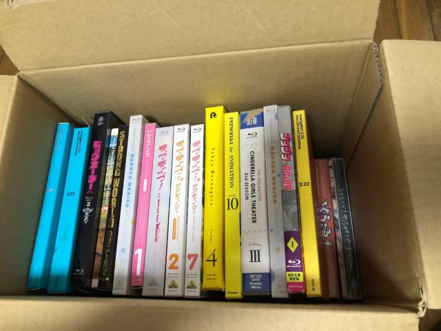 �A�j���u���[���C�EDVD�@��ʃZ�b�g�@30�{�ȏ� �� CD/DVD/�r�f�I�� 