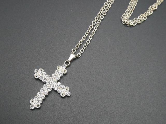 �V�i�S�X�����P�n�A���e�B�[�N���X�g�[���\���˃N���X�l�b�N���X �� �����A�N�Z�T���[/���v�� 