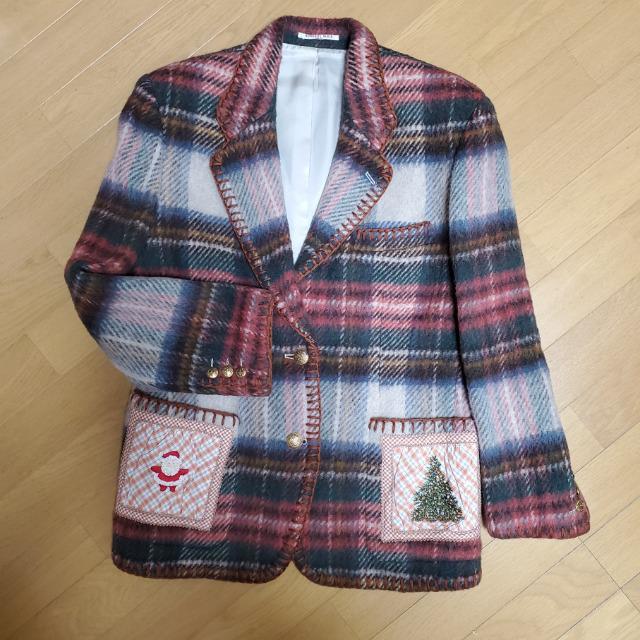 レア!ワンダフルワールド サンタとツリー刺繍パッチジャケット カネコイサオ クリスマスに < ブランド レア!ワンダフルワールド サンタとツリー刺繍パッチジャケット カネコイサオ クリスマスに < ブランドの