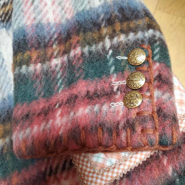 レア!ワンダフルワールド サンタとツリー刺繍パッチジャケット カネコイサオ クリスマスに < ブランド レア!ワンダフルワールド サンタとツリー刺繍パッチジャケット カネコイサオ クリスマスに < ブランドの