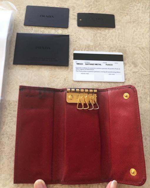 PRADA v_ԃL[P[XEMeB[  uh 