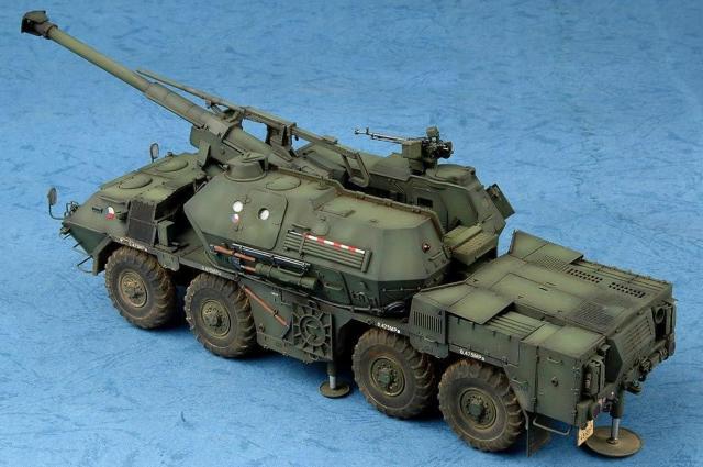 ホビーボス 1/35 ダナ 152mm自走留榴弾砲 SHKH vz77 プラモデル < ホビー  ホビーボス 1/35 ダナ 152mm自走留榴弾砲 SHKH vz77 プラモデル < ホビーの