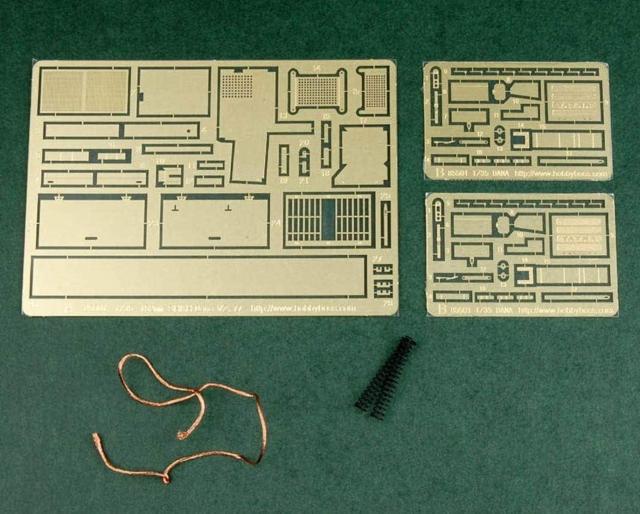 ホビーボス 1/35 ダナ 152mm自走留榴弾砲 SHKH vz77 プラモデル < ホビー  ホビーボス 1/35 ダナ 152mm自走留榴弾砲 SHKH vz77 プラモデル < ホビーの