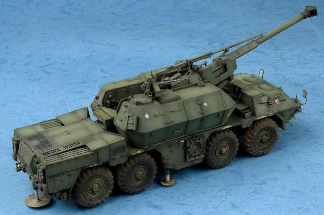 ホビーボス 1/35 ダナ 152mm自走留榴弾砲 SHKH vz77 プラモデル < ホビー  ホビーボス 1/35 ダナ 152mm自走留榴弾砲 SHKH vz77 プラモデル < ホビーの