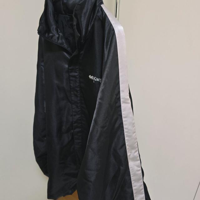 Kaepa ナイロン ジャケット ワンポイントロゴ ブラック LLサイズ < ブランド Kaepa ナイロン ジャケット ワンポイントロゴ ブラック LLサイズ < ブランドの