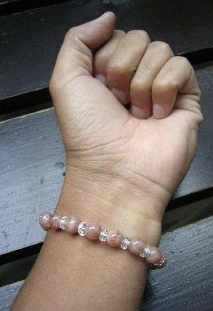 ☆即決☆サンストーンxカット水晶ブレスレット < 女性アクセサリー/時計 ☆即決☆サンストーンxカット水晶ブレスレット < 女性アクセサリー/時計の