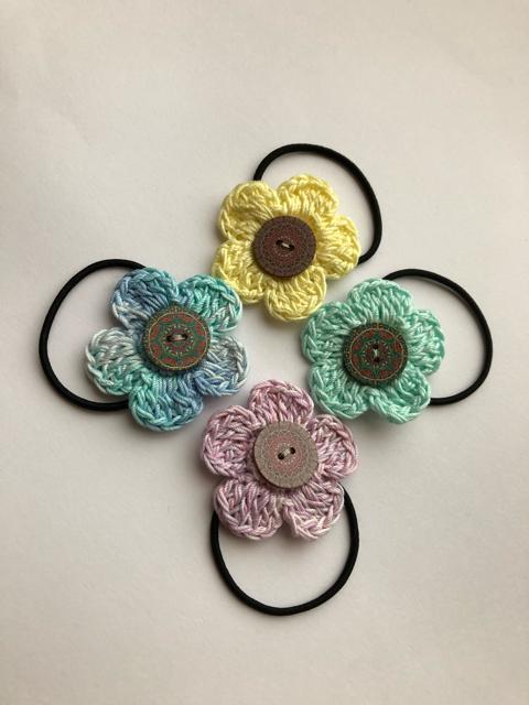 ハンドメイド ヘアゴム 小さなお子様用 レースのお花♪ < 女性ファッション  ハンドメイド ヘアゴム 小さなお子様用 レースのお花♪ < 女性ファッションの