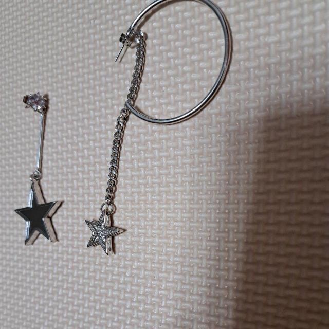 ピアス < 女性アクセサリー/時計  ピアス < 女性アクセサリー/時計の