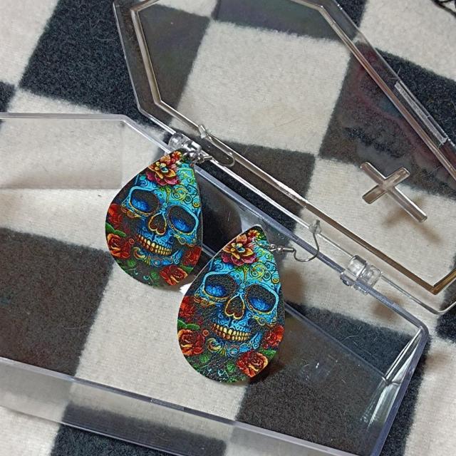 新品★合皮★バラとスカルプリントフックピアス < 女性アクセサリー/時計  新品★合皮★バラとスカルプリントフックピアス < 女性アクセサリー/時計の