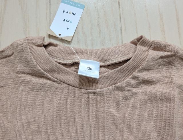 120★+one more★重ね着風トレーナー★ベージュ★新品★送料無料 < キッズ/ベビー  120★+one more★重ね着風トレーナー★ベージュ★新品★送料無料 < キッズ/ベビーの