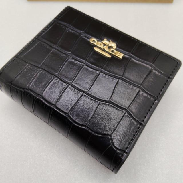 新品COACH 二つ折り財布 クロコダイル柄型押しレザー スナップウォレット < ブランド 新品COACH 二つ折り財布 クロコダイル柄型押しレザー スナップウォレット < ブランドの